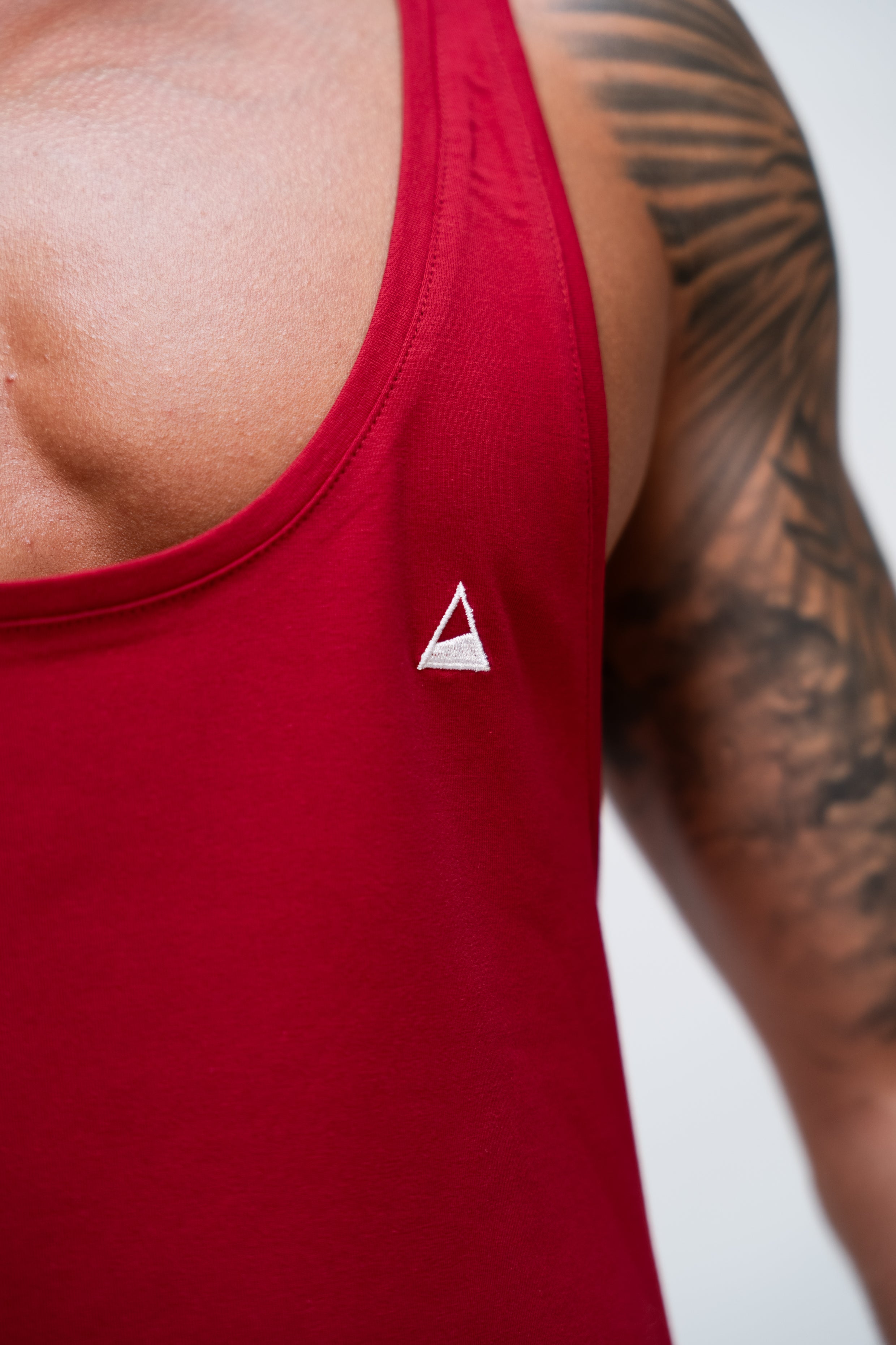 Noak® Essential | Best tanktop for all needs | Designed in Switzerland